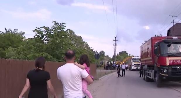 Visszatérhetnek otthonaikba a sóbánya elöntése után kilakoltatott parajdiak  videó