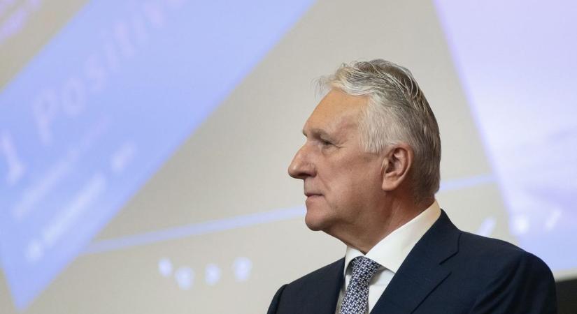 Nyakig slamasztikában a műtrágyakirály, akinek fia a Tiszát támogatja