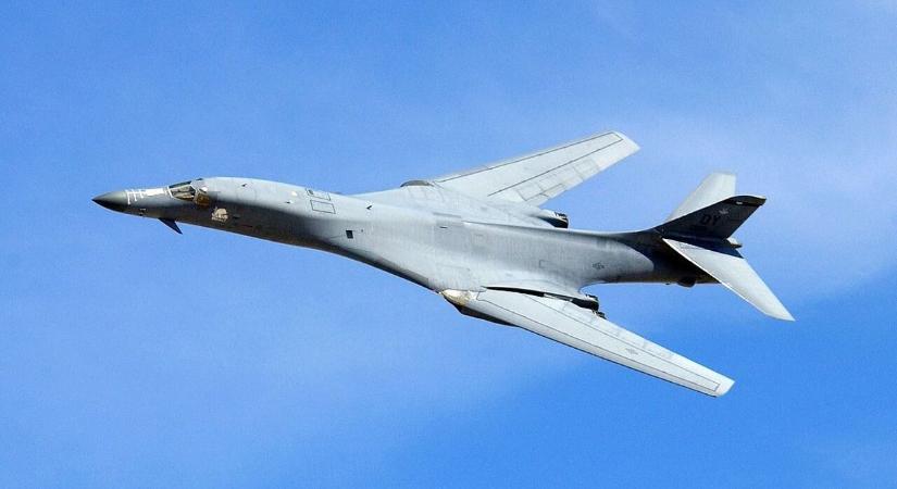 Hoppá: Amerikai bombázók jelentek meg az orosz határnál