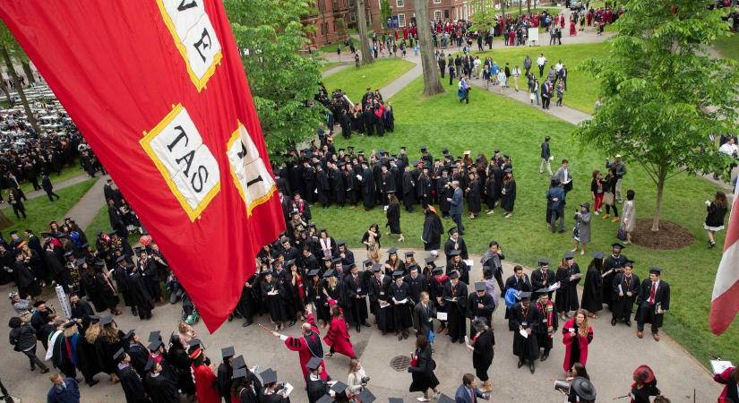 Feladja a Harvard, mégis inkább kiegyezne a Trump-adminisztrációval
