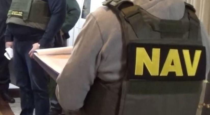 Razzia a nagybanin: újabb maffiózó a NAV célkeresztjében