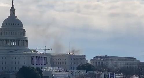 Tűz volt a Capitoliumnál, lezárták és evakutálták a nyugati szárnyat