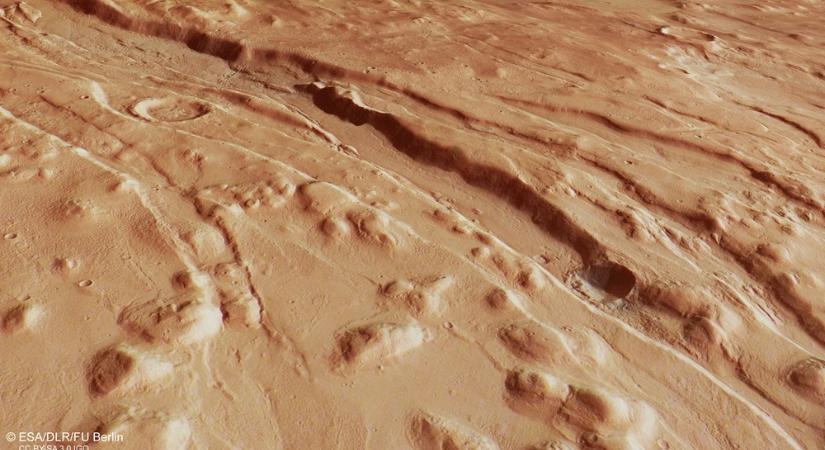 A Mars le sem tagadhatná vad múltját - egykor még a felszíne is szétesett