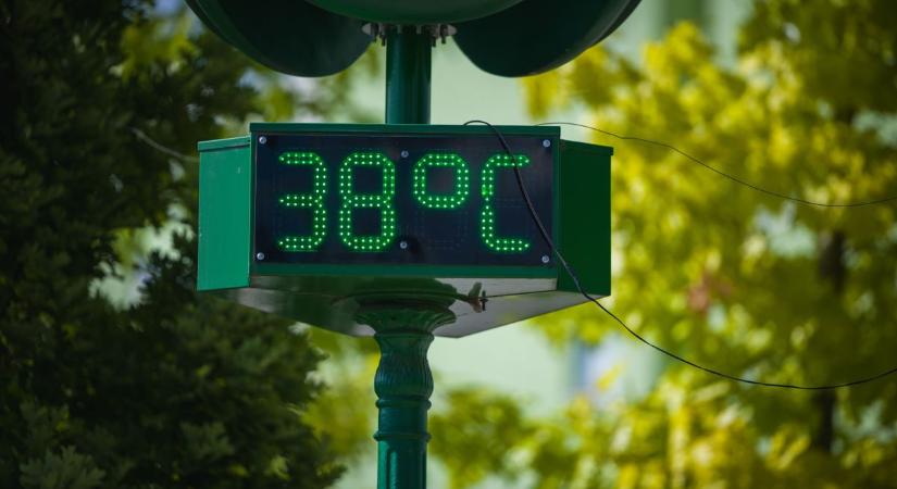 Nem látni még a végét: rekkenő forróság lesz a héten