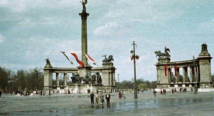 Így nézett ki a Hősök tere régen: megdöbbentő a különbség