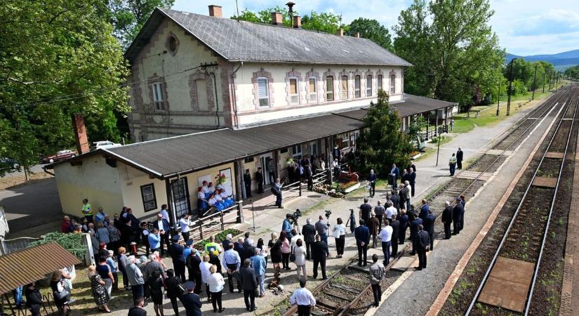 Felújítják vármegyénk forgalmas vasútállomását