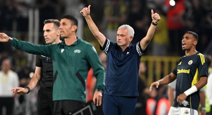 Egy hete még Mourinhót szidták a törökök, most a Feyenoord nem tudott elmenekülni az isztambuli pokolból