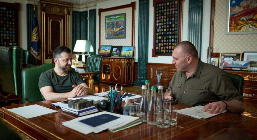 Bizalmi válság Kijevben: Ukrajna vezetése a csőd szélén