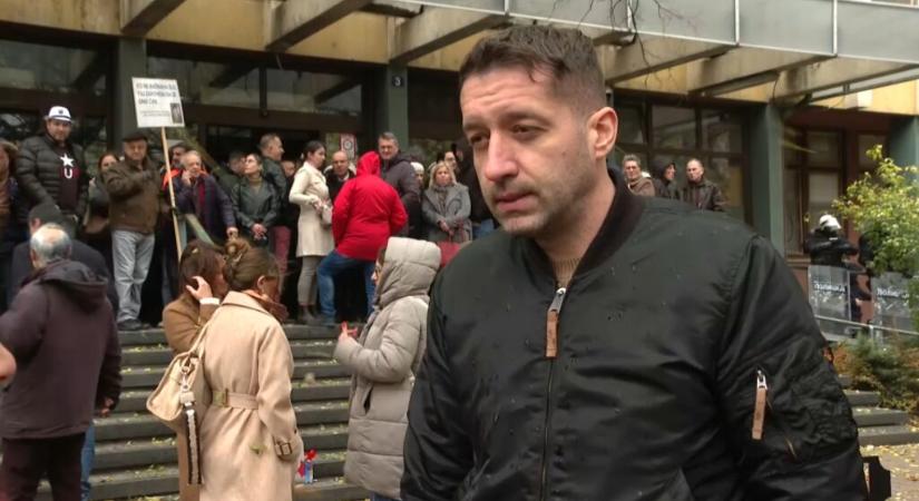 Novaković: Nem lesz polgárháború Szerbiában, Vučić blöfföl