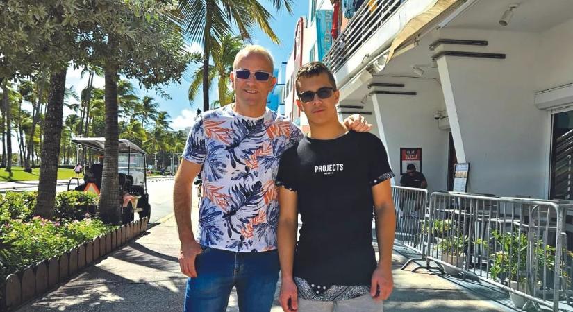 „Én csak a világot és a lehetőségeket mutathatom meg neki, de az útját Beni választja meg” – fiáról mesélt a Kozmix frontembere