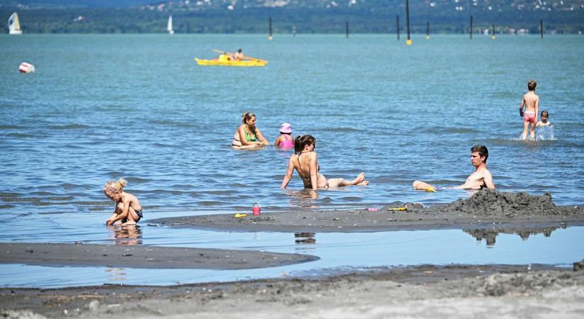 Újra előkerültek a félelmetes képek a Balaton réméről