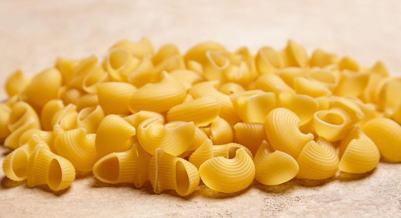 Milliárdos károkat okoz az élelmiszer- és italhamisítás