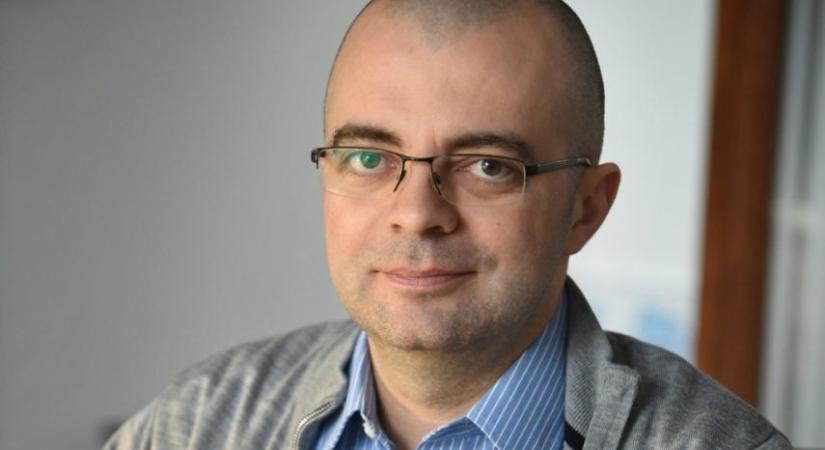 Nagy Koppány Zsolt derűs vesébelátással tárja fel az írói lét műhelytitkait