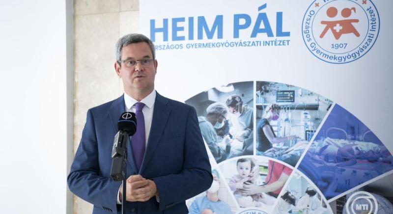 Külföldi hálózat részének titulálta az államtitkár az orvosi kamarát