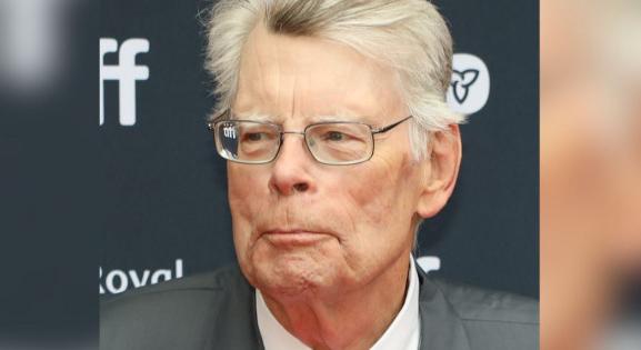 „Csodálom a nőket, mert olyan sok menő cipőjük van” – Stephen King úgy beszél a hétköznapi dolgokról, mint senki más