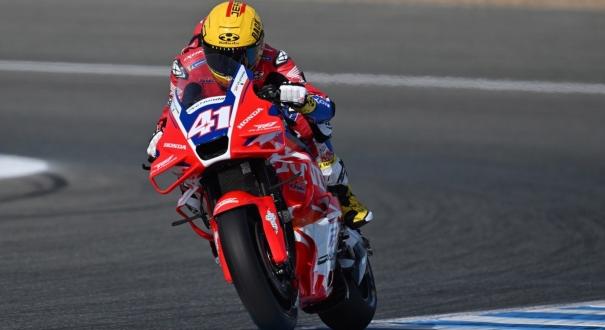 A magyar MotoGP-futamon visszatér a korábbi futamgyőztes pilóta