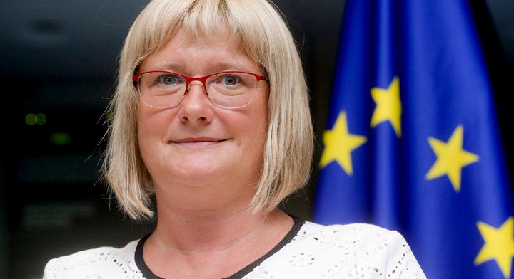 Gál Kinga: Az Európai Bizottság cserben hagyta a kisebbségeket