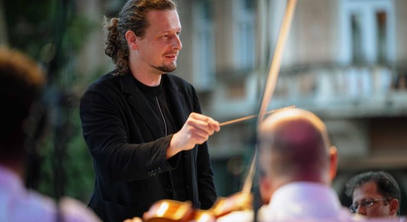 A Liszt Ferenc Kamarazenekar végigfesztiválozza a hónapot