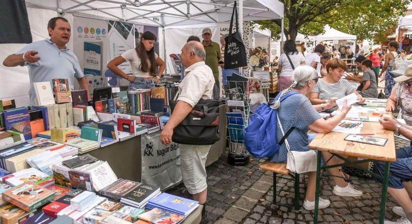 Idén is színes programokkal várják az embereket a protestáns egyházak a budai Várba