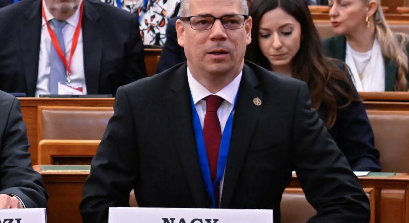 Emberölés gyanúja miatt eljárást indított a legfőbb ügyész Sebestyén József halála ügyében