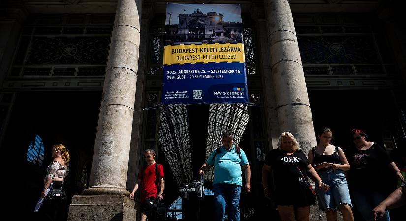 Utasok tízezreinek kell új utat keresni pillanatokon belül, kemény egy hónap jön