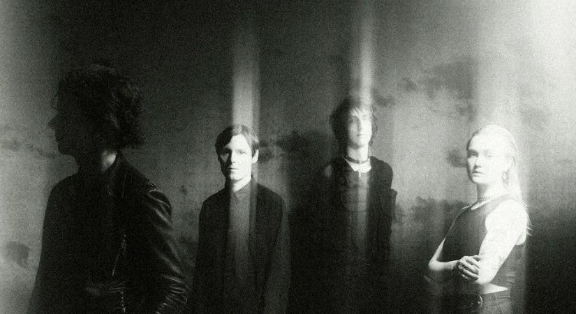 Az A38-on lép fel a The Horrors