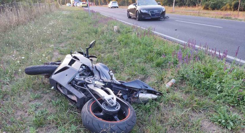 Barátja is áthajtott a Veszprémnél meghalt motoroson - megrázó fényképek