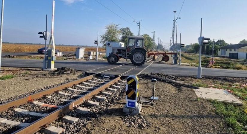 Modern biztosítóberendezést kapott a Szeged–Röszke vasútvonal