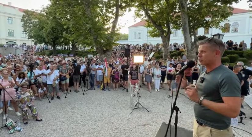 Magyar Péter szerint „Vlagyimir Putyin elkezdett beavatkozni a magyar választásokba”