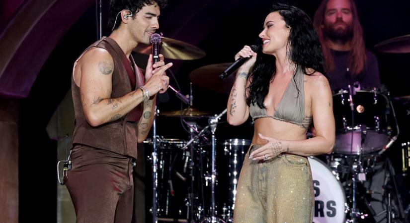 Elképesztő dolgot mondott Joe Jonas a Rocktábor folytatásáról, mindenki ledöbbent