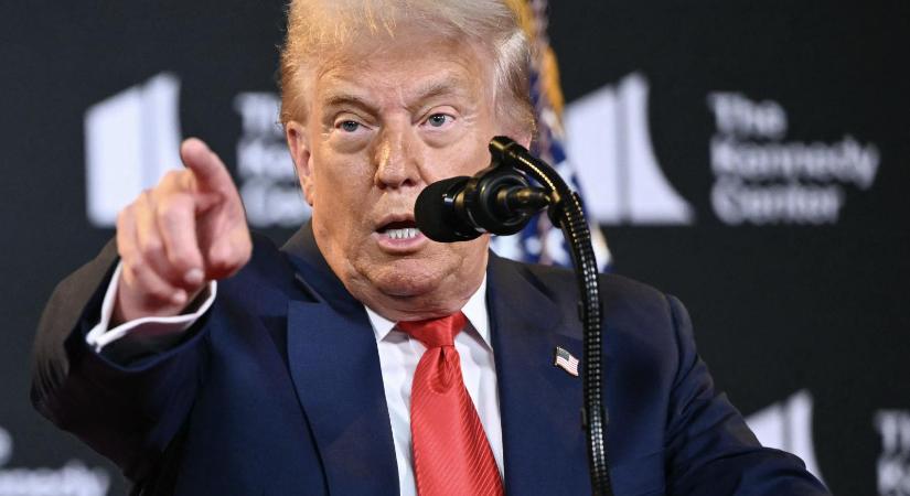 Trump szerint Putyinnak súlyos következményekkel kell szembenéznie, ha a pénteki találkozó után nem állítja le a háborút