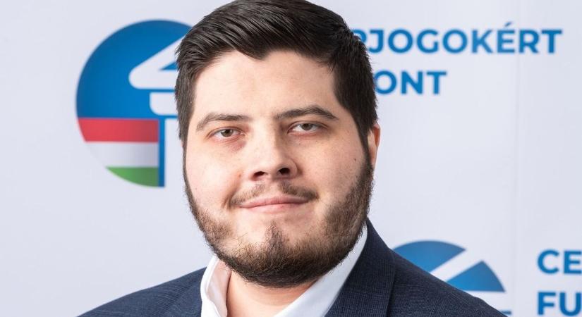 Dornfeld László szerint ideológia helyett tényeket rögzít az amerikai jelentés