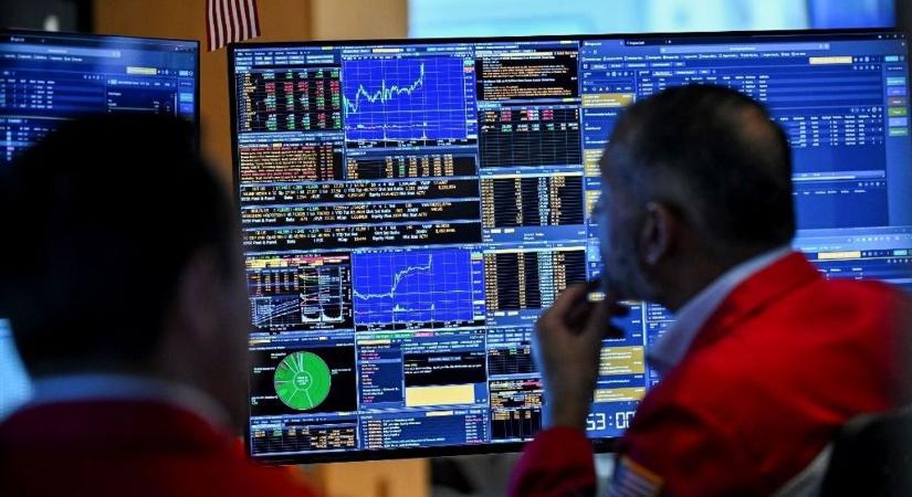 Történelmi csúcson a bitcoin, erősödnek az amerikai kamatcsökkentési várakozások - minden, amit a mai tőzsdenap előtt tudni érdemes