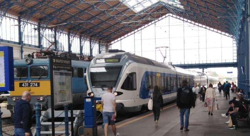 A MÁV reagál a harmadfokú hőségriasztásra