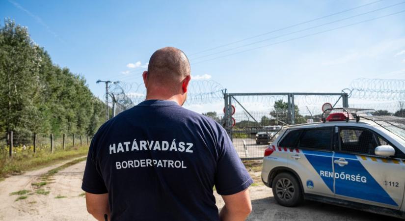 Orbán a választások előtt még egyszer meghosszabbította a „tömeges bevándorlás miatti válsághelyzetet”