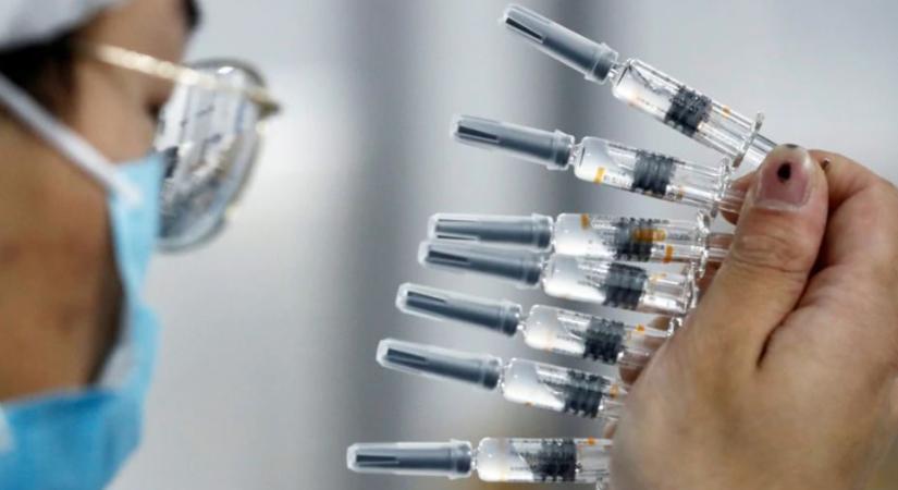 Engedélyezték a kínai vakcinát – sajtóhír