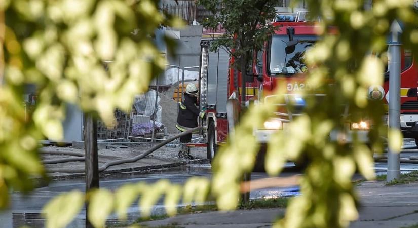 Újabb busz gyulladt ki Budapesten, most a XII. kerületben – videó