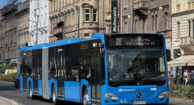Csütörtök reggel újabb busz borult lángokba Budapesten