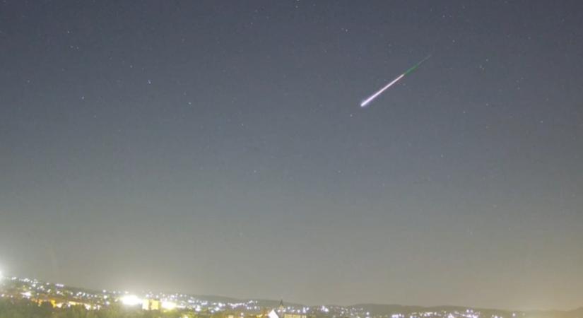 A Perseidák idei legfényesebbje húzott át felettünk – videó