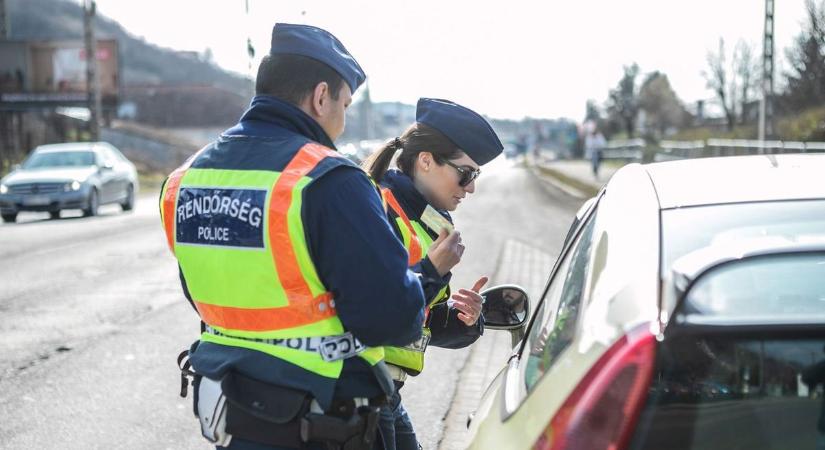 Nem gondolta túl a rejtegetést a férfi, akinél kábítószert találtak a rendőrök
