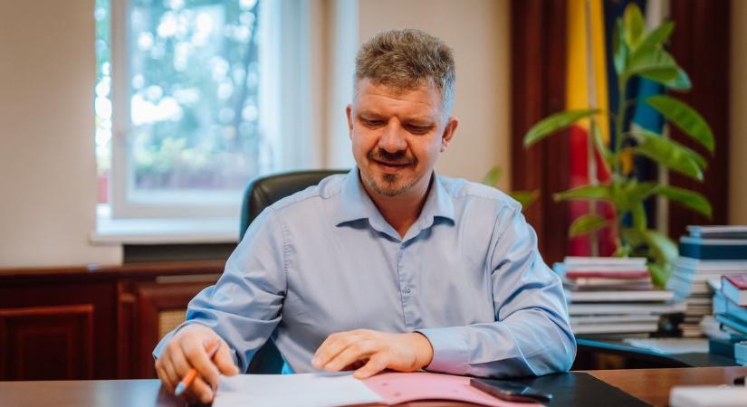 Lejárt az eltiltás: visszatért hivatalába Marosvásárhely polgármestere