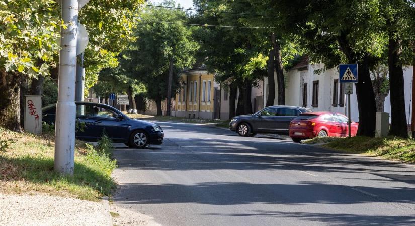 Meg fogsz lepődni: ez Tata legveszélyesebb kereszteződése