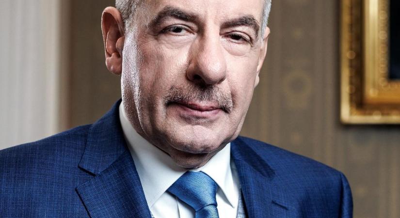 Sulyok nem reagál személyesen arra, hogy Török Gábor szerint egy politikai analfabéta