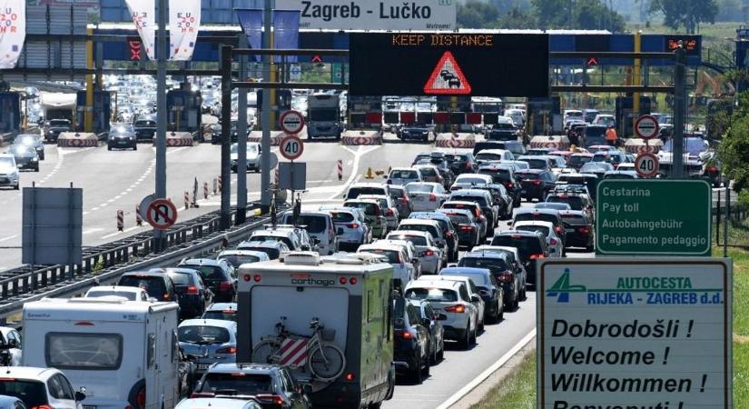 Horvátországba utazók figyelem! Minden idők legnagyobb dugója jön a hétvégén!