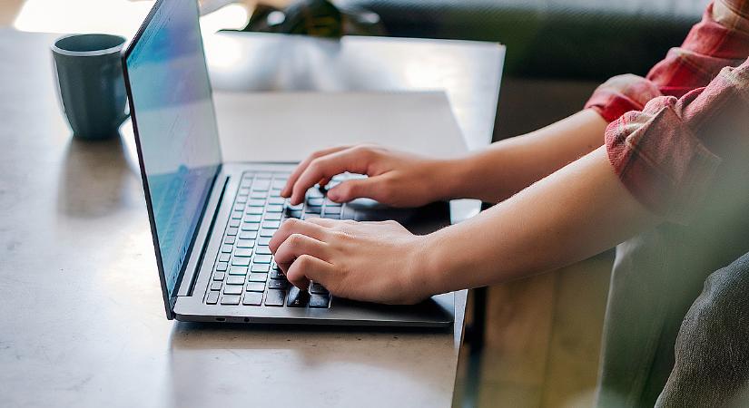 Nem sokáig kell laptopokkal járnia, totális átalakulás várható