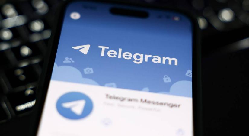 Putyin leeresztette a digitális vasfüggönyt, korlátozni kezdték a közösségi médiát