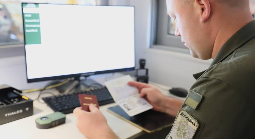 Hamis okmányokkal buktak le a magyar határon Kárpátalján