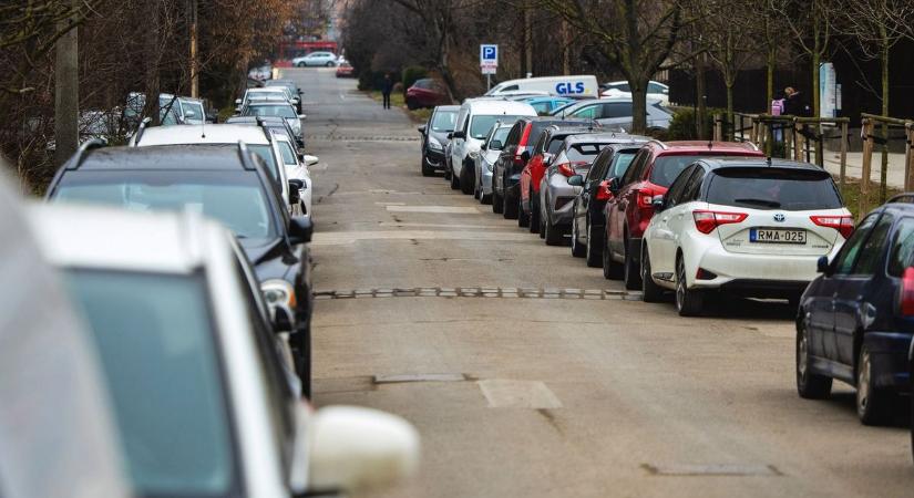 A pofátlanság magasiskolája, amit ez a debreceni Audis művelt!