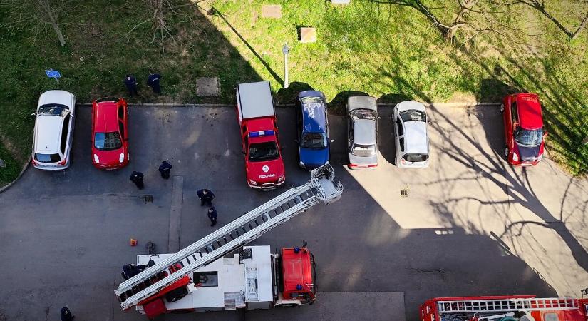 Erkélyen át mentették meg a bajba jutott idős embert Nagykanizsán