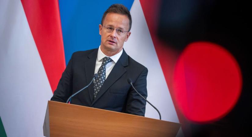 Szijjártó Péter: Brüsszel el akarja takarítani a békepárti, patrióta kormányokat Közép-Európában